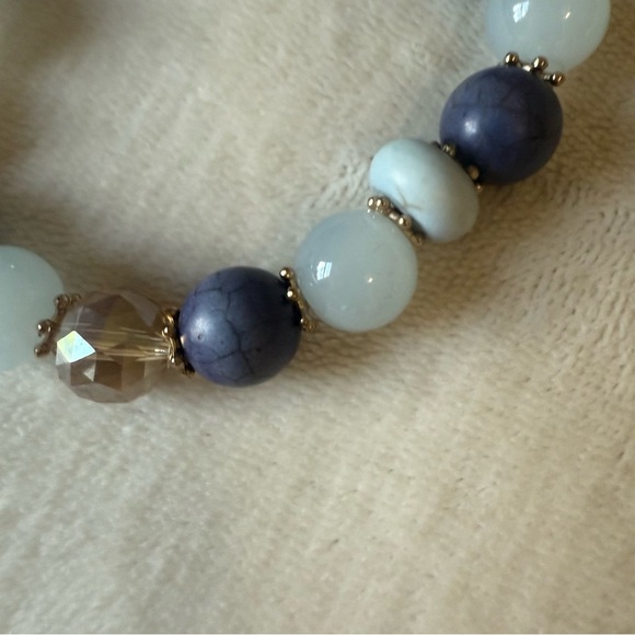 Elegant Multicolor Beaded Bracelet - Picture 5 of 5